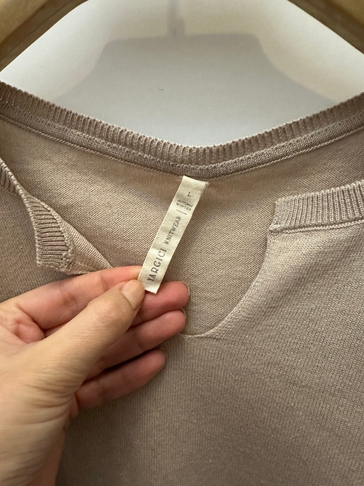 Bej Kısa Kollu V Yaka Kazak yargıcı - Görsel 2