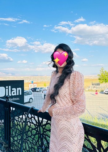 Pembe Payetli Uzun U Yaka Nişan Elbisesi