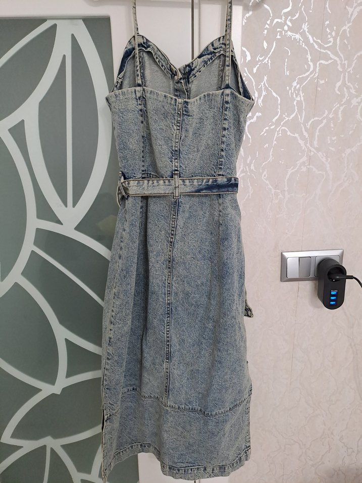 İnce Askılı, Kemerli Midi Denim Elbise - Görsel 2