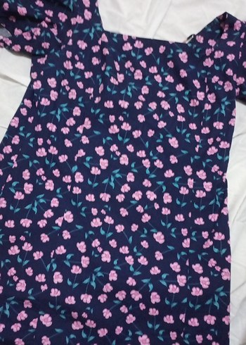 Mor Çiçek Desenli Midi V Yaka Elbise - Görsel 2