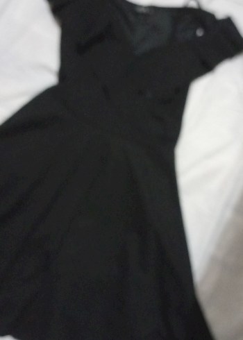 Siyah V Yaka Drapeli Midi Kadın Elbise - Görsel 2