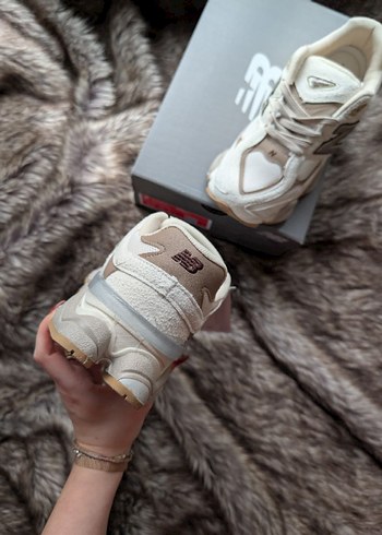 Beyaz Gri Kürklü Platform Sneakers - Görsel 3