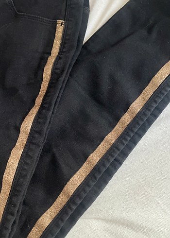 C&A Kemerli Siyah Çizgili Jean