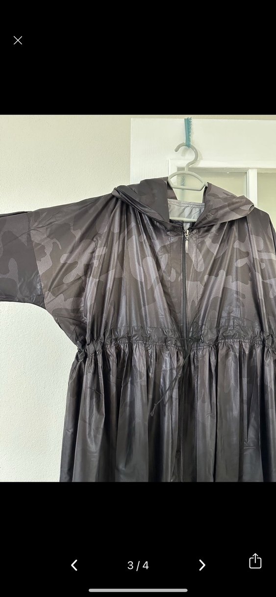 Gri  Desenli Kadın Uzun Yağmurluk - Görsel 2