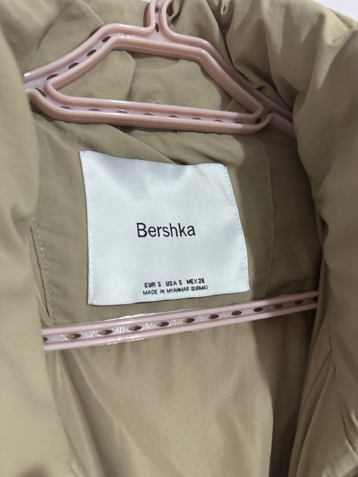 Bershka Bej Peluş Detaylı Kadın Kışlık Mont - Görsel 2