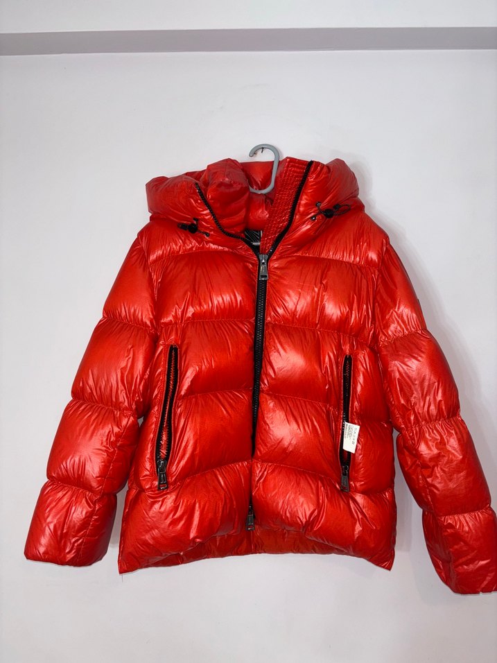 Parlak Kırmızı Kapüşonlu Lufian Kadın Mont - Görsel 2