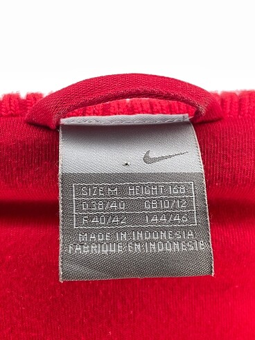 m Beden kırmızı Renk Nike Yelek %70 İndirimli.