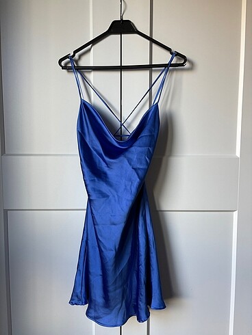 Zara saten elbise