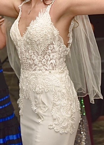 Tasarım V Yaka Beyaz balık kuyruk takmalı Gelinlik - Görsel 7