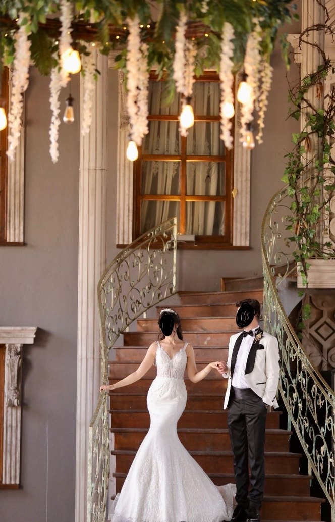 Tasarım V Yaka Beyaz balık kuyruk takmalı Gelinlik - Görsel 4