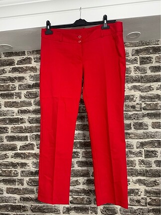 Kırmızı kumaş pantolon - Görsel 2