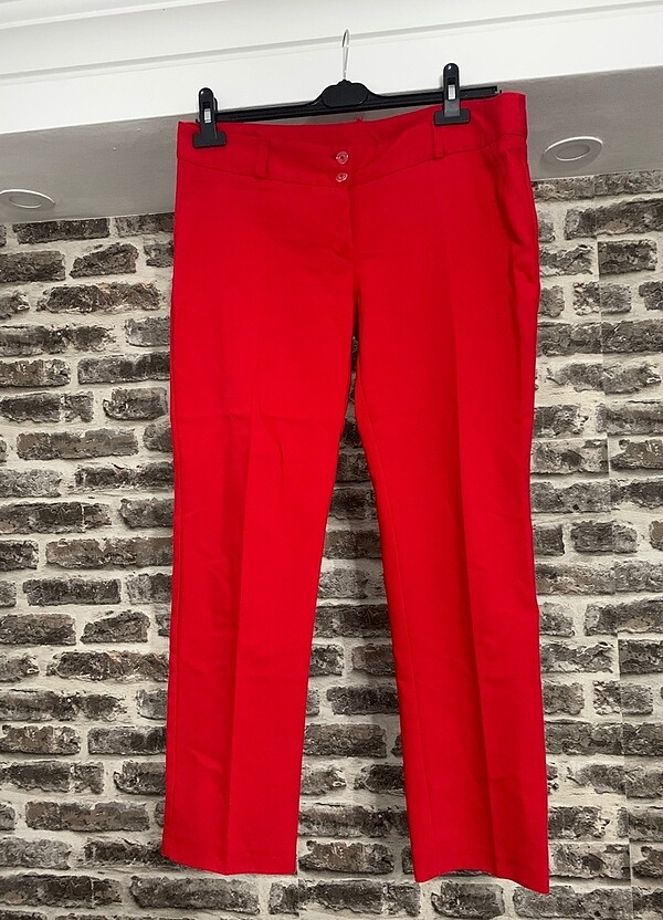 Kırmızı kumaş pantolon - Görsel 2
