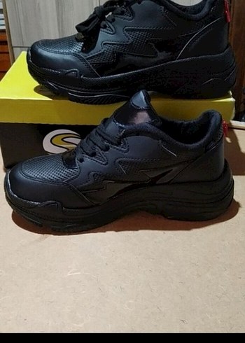 Spor Ayakkabı - Görsel 2