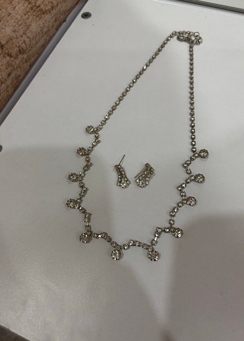 Beyaz Parlak Taşlı Kadın Takı Seti Çelik kararmaz - Görsel 2