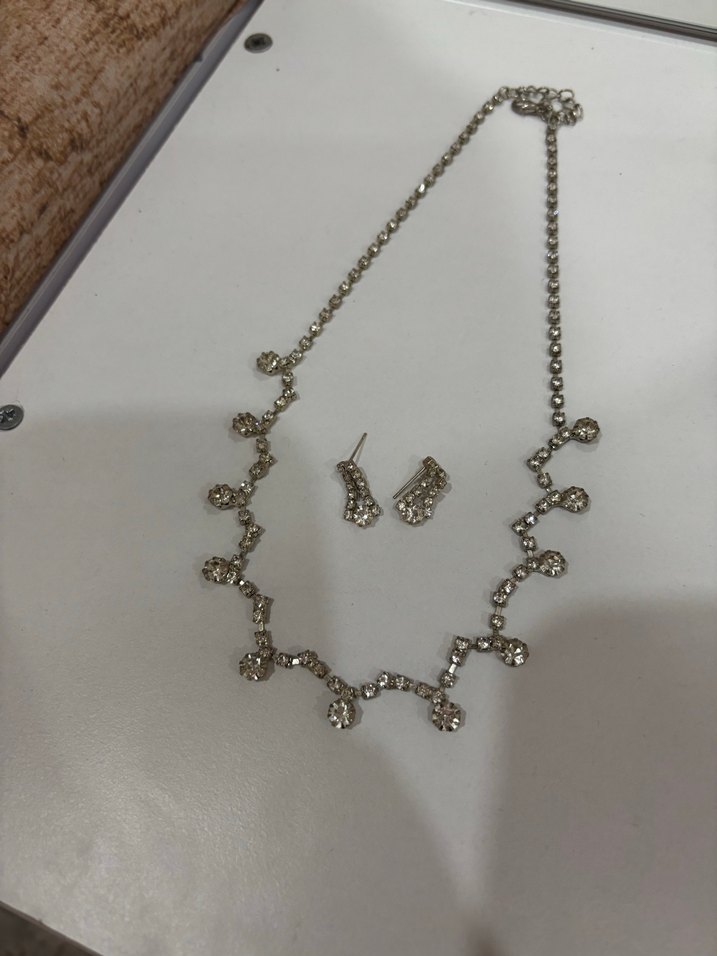 Beyaz Parlak Taşlı Kadın Takı Seti Çelik kararmaz - Görsel 2
