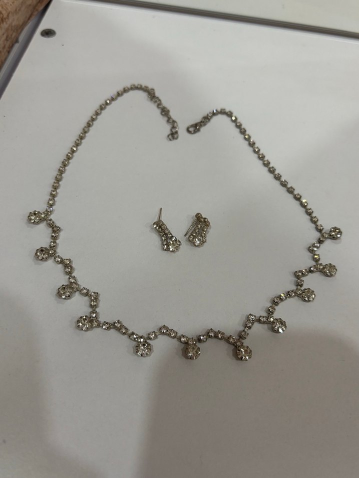 Beyaz Parlak Taşlı Kadın Takı Seti Çelik kararmaz - Görsel 3