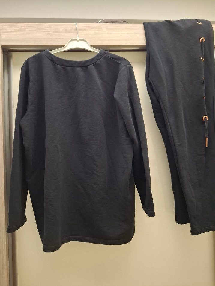 Siyah Kadın Rahat Kesim Eşofman Takımı - Görsel 4