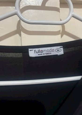 Siyah Hafif V Yaka Drapeli Uzun Kollu Bluz - Görsel 2