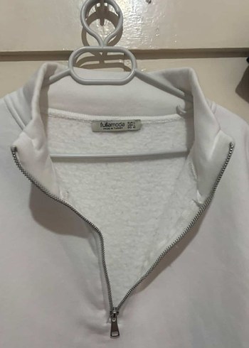 Kadın Beyaz Yarım Fermuarlı Sweatshirt - Görsel 3