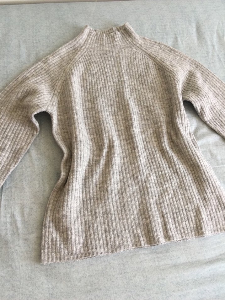 Bej Boğazlı Kadın Triko Kazak - Görsel 2