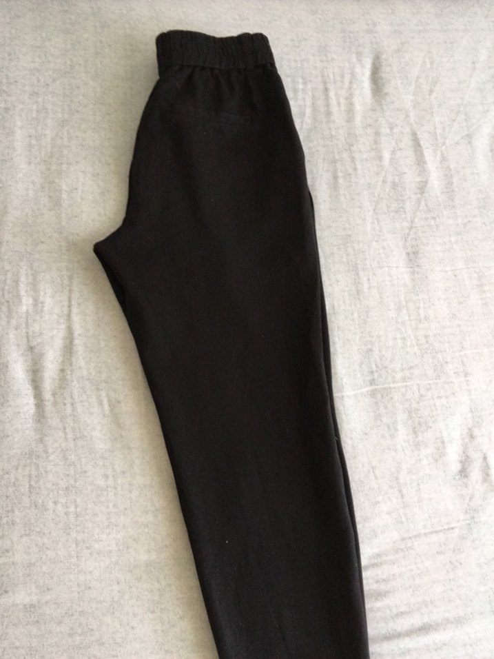 Siyah Kemerli Kadın Rahat Kesim Pantolon - Görsel 3