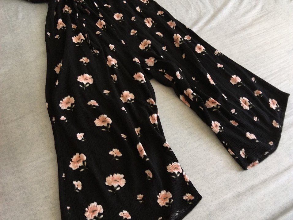 Çiçek Desenli V Yaka Elbise - Görsel 3