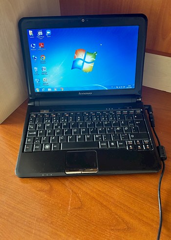 Lenovo Siyah Dizüstü Bilgisayar - Görsel 3