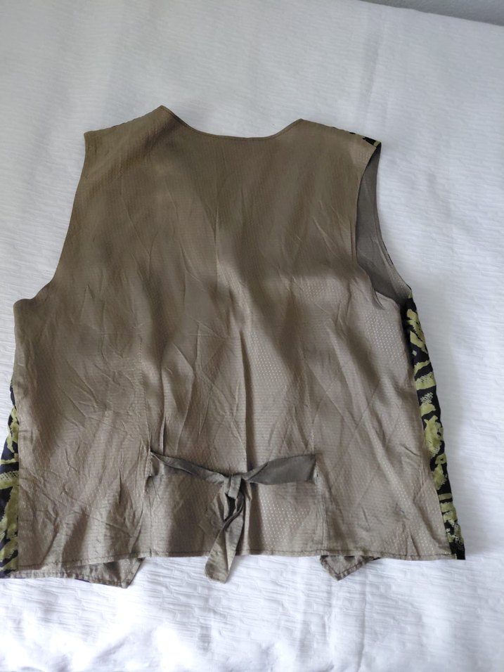 Düğmeli Batik Desenli Kolsuz Keten Yelek - Görsel 2