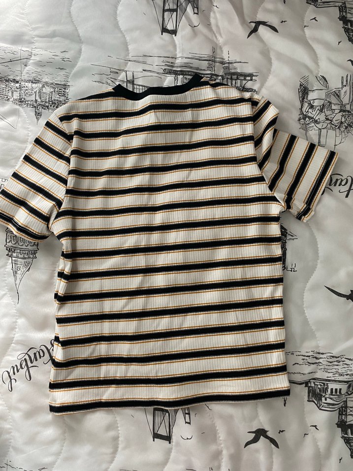 Kadın Çizgili Kısa Kollu Tişört - Görsel 3