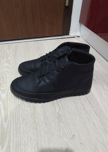 Siyah Bağcıklı Erkek Günlük Bot - Görsel 2