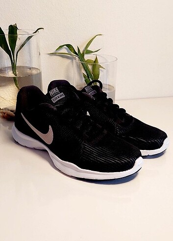 Nike spor ayakkabı