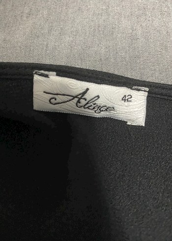 V yaka gomlek Bluz - Görsel 3