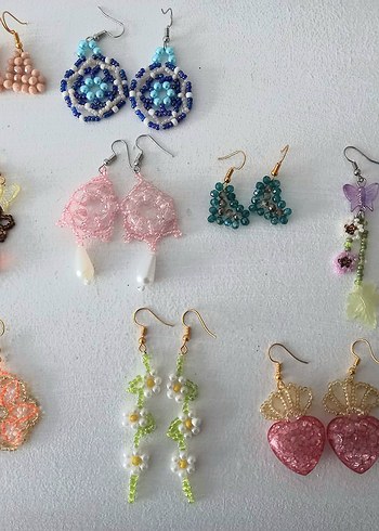 Accessorize Renkli İşlemeli Boncuklu Kadın Küpeler EL YAPIMIDIR