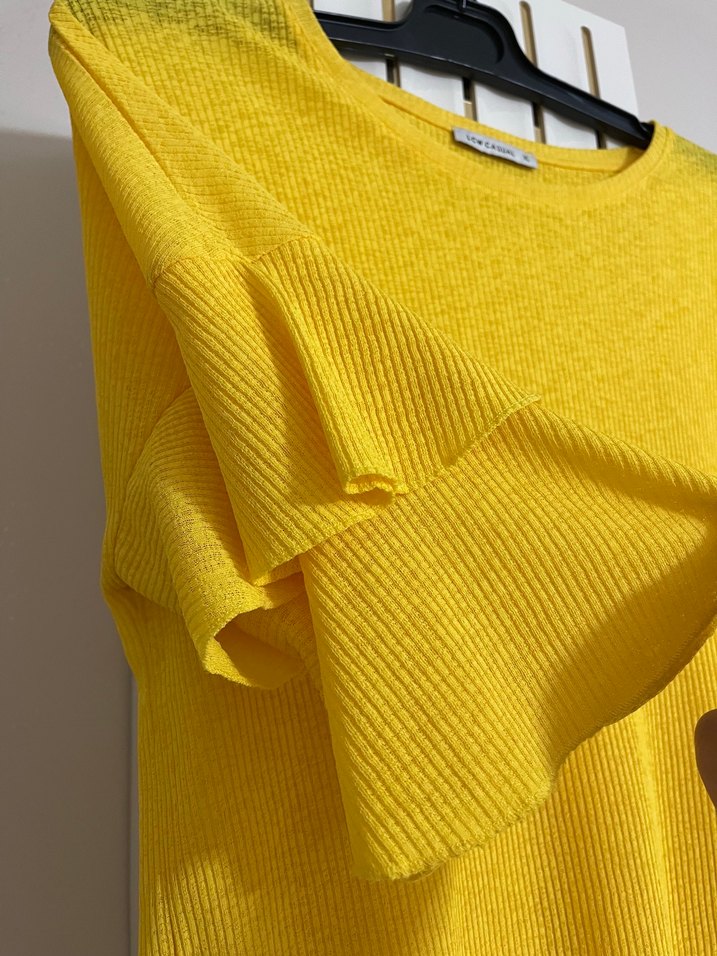 Sarı Triko Kadın Bluz, Kısa Kollu, Salaş Kesim - Görsel 2