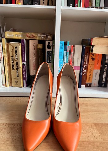Turuncu Deri Stiletto Topuklu Kadın Ayakkabı - Görsel 2