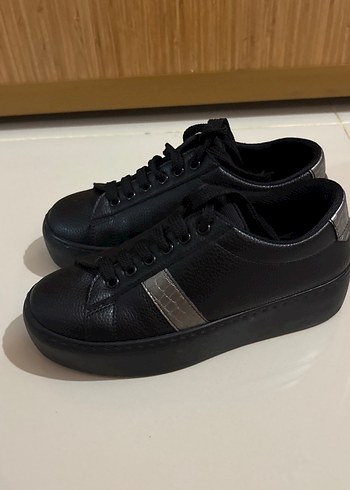36 Beden Siyah Platform Topuklu Bağcıklı Spor Ayakkabı