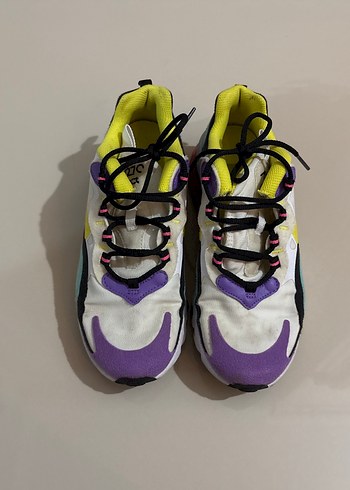 Nike Kadın Çok Renkli Bağcıklı Spor Ayakkabı