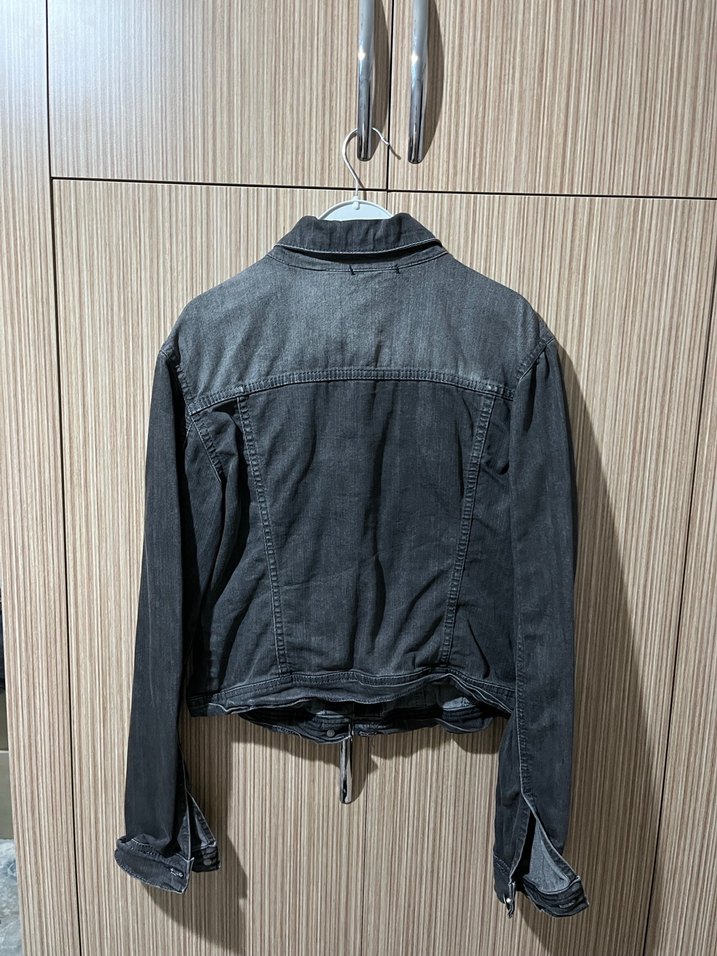 Düğmeli Gri Kadın Denim Ceket - Görsel 4