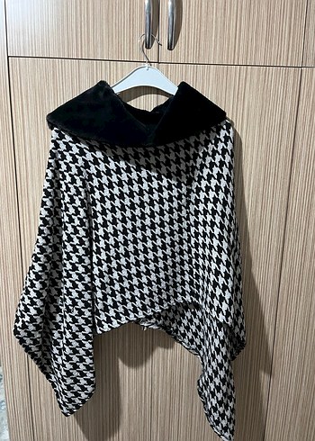 Gri Ekose Desenli Kadın Triko Panço - Görsel 2