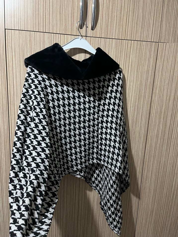 Gri Ekose Desenli Kadın Triko Panço - Görsel 3