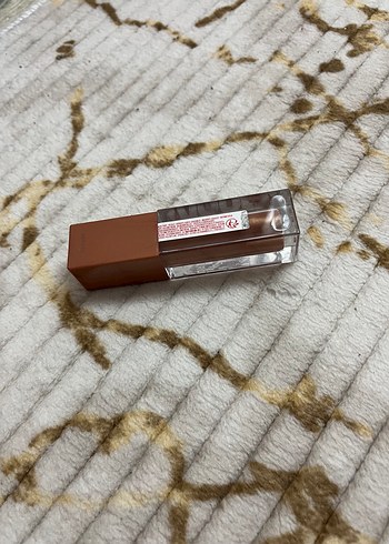 Beden Maybelline Sun Kisser Sıvı Allık 09 Midnight Shimmer