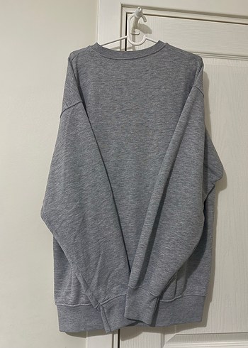 Gri Baskılı Kadın Sweatshirt - Görsel 2