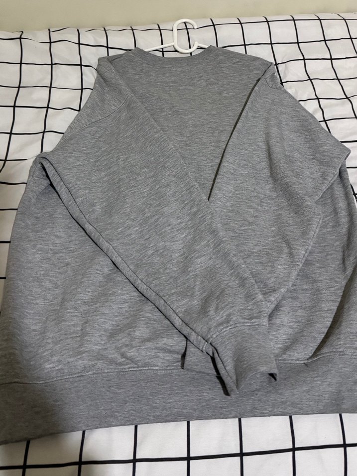 Gri Baskılı Kadın Sweatshirt - Görsel 5