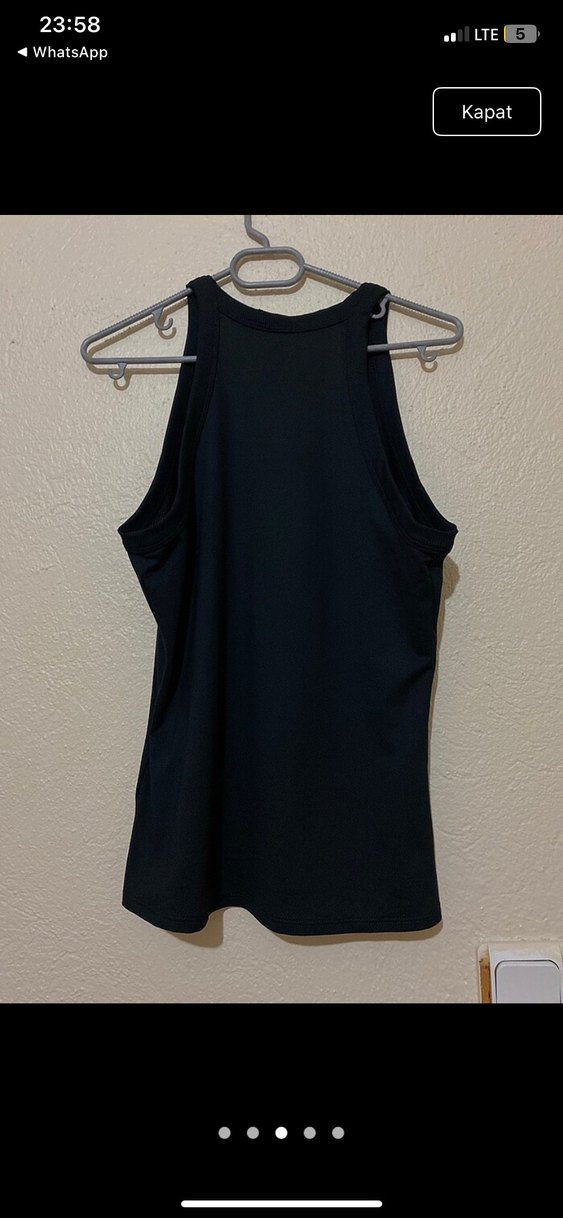 Siyah Sporcu Yaka Kolsuz Kadın Atlet - Görsel 2