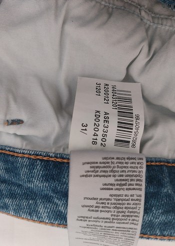 Mavi Jeans Kadın Mavi Gri Bol Kesim Kemerli Kot Şort