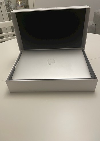 MacBook Air Dizüstü Bilgisayar - Görsel 2