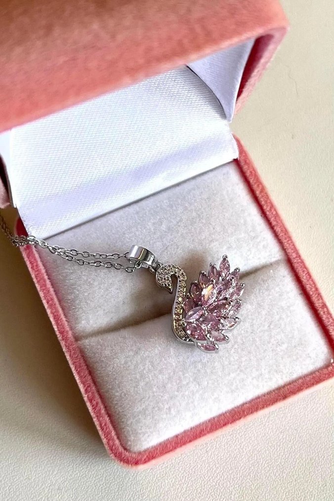 Kararmaz Kadın Gümüş Pembe Taşlı Kuğu Çelik Kolye - Görsel 3