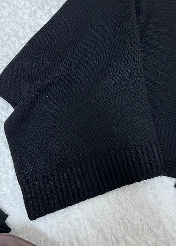 Siyah Boğazlı Örgü Kadın Kazak - Görsel 4