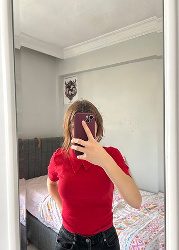 Kızlar İçin Kırmızı Polo Yaka Tişört