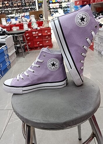37 Beden Converse spor ayakkabı